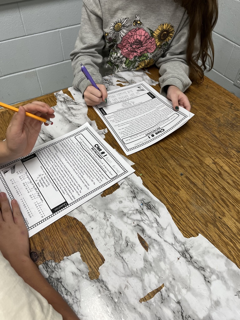 For Constitution Day, Mrs. Rose’s Social Studies classes completed a Constitution Escape Room where they learned about the history of the Constitution. 