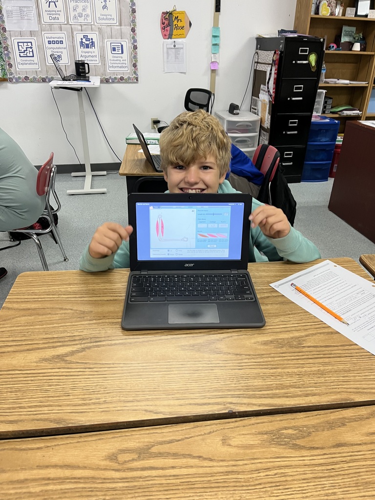 In Mrs. Rose’s class today, we are using a Gizmos to design an arm that can lift a dumbbell. We are using our knowledge of how muscles, bones, ligaments, tendons, and cartilage work together to make the joint function.
