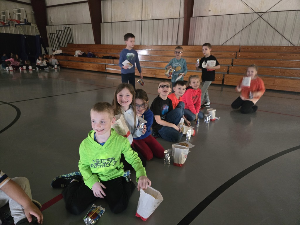 Beecher City Grade School 3rd Quarter Accelerated Reading Celebration