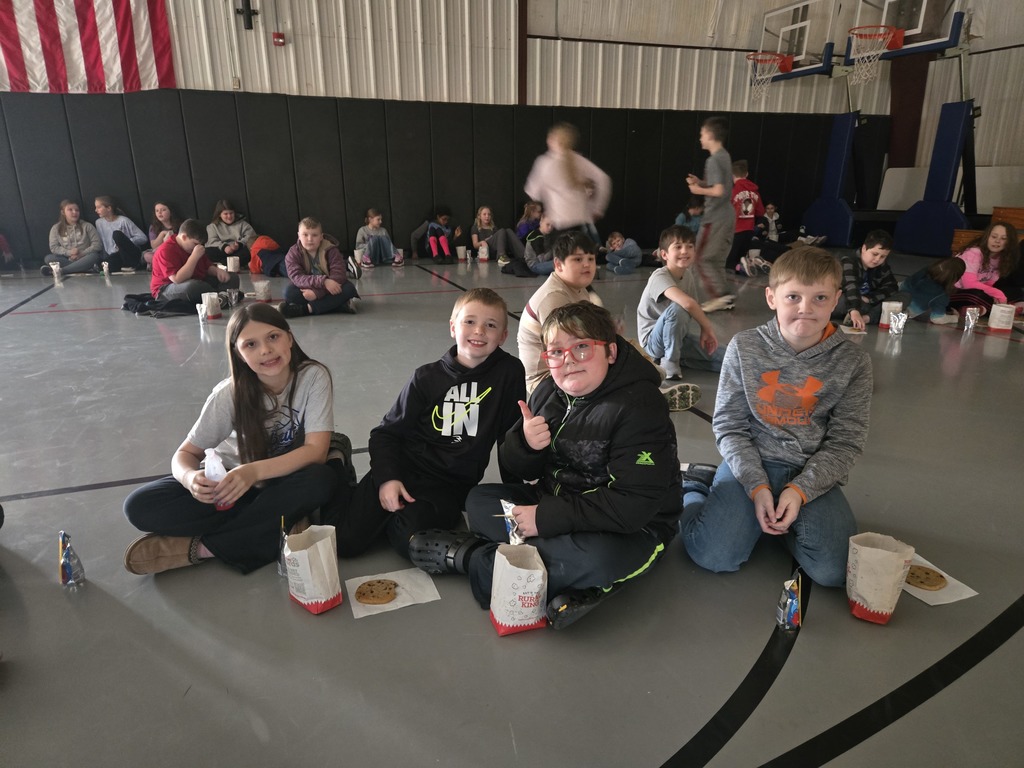 Beecher City Grade School 3rd Quarter Accelerated Reading Celebration