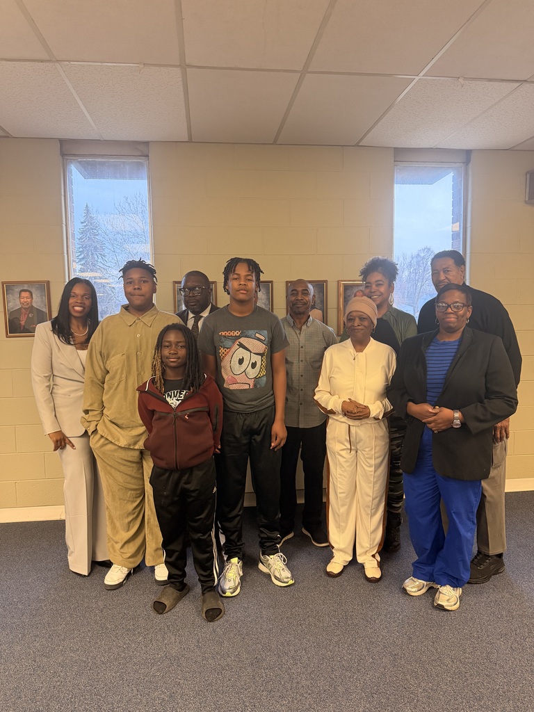 Board of Education, Superintendent and Beecher Students who participated in Intercession 