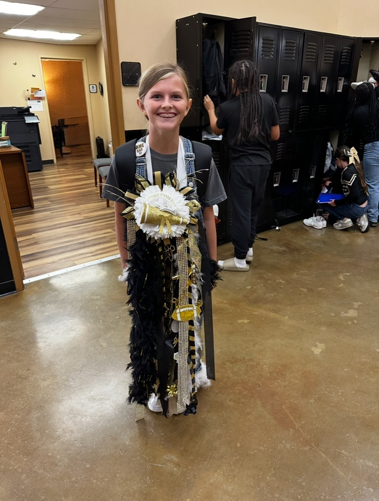 Black & Gold Day