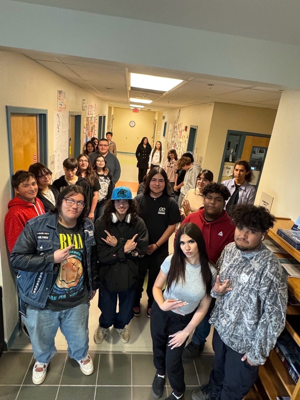 Blonka Mack World Tour