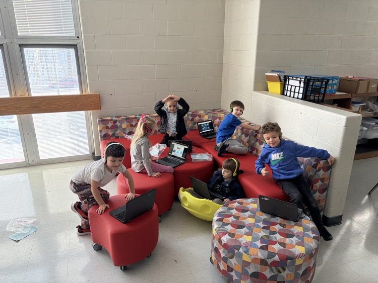 Kindergarten students in Mrs. Walker’s class enjoyed the comfortable seats in the library today during computers! 