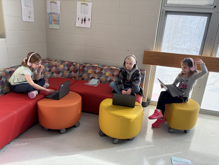 Kindergarten students in Mrs. Walker’s class enjoyed the comfortable seats in the library today during computers! 
