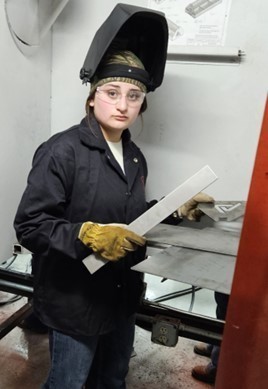 Alexis Jewett placed 14th out of 93 students in her group.     