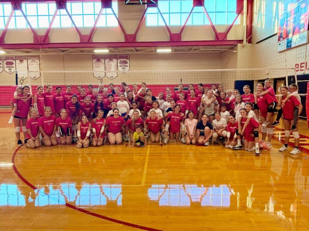 Group volleyball photo
