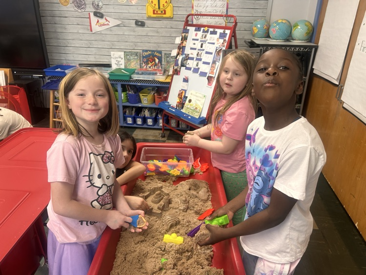 Sand Fun! 