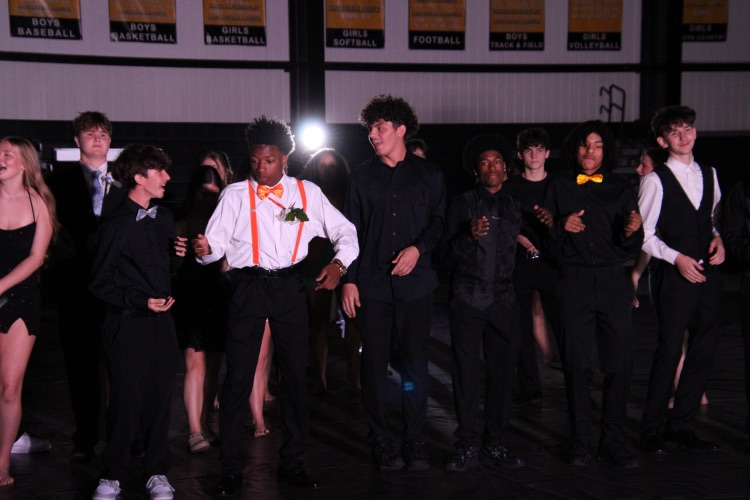 HOCO2