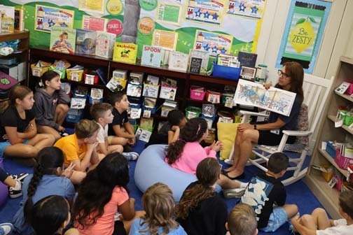 Bellmore students get lesson in leadership with principal read aloud