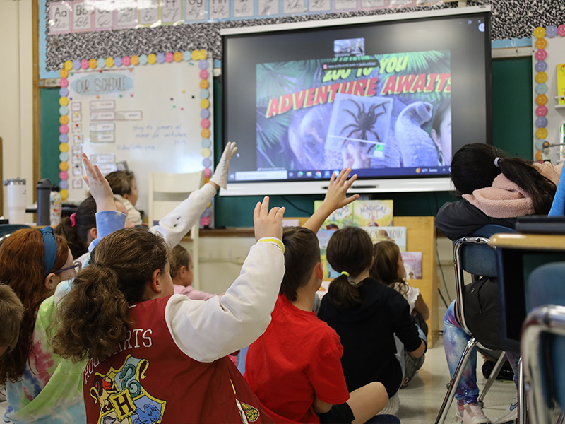 students in classroom 