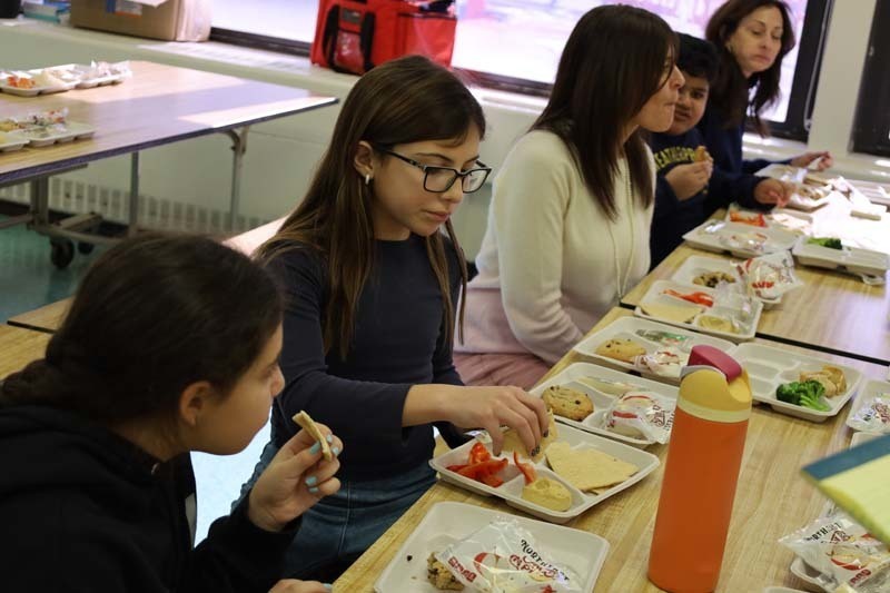 2)	Star Polishers made a careful choice after sampling a variety of items. 