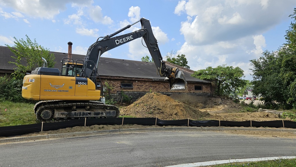 Bentley Little Bulldogs Learning Center - Construction