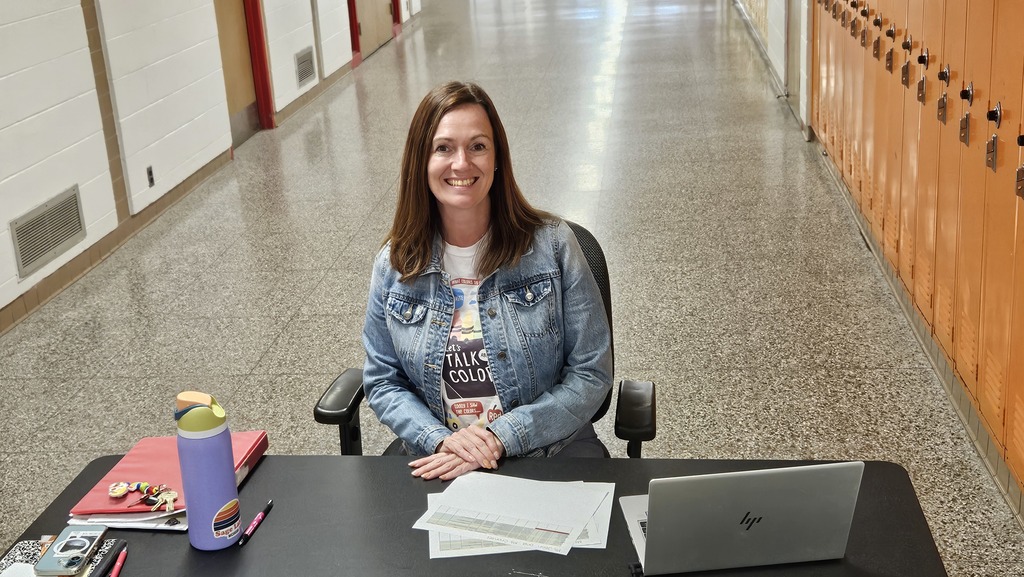Director of Early Childhood Programs, Mrs. Chelsea Horton, welcomed our "little bulldog" preschoolers at the Open House on August 27.