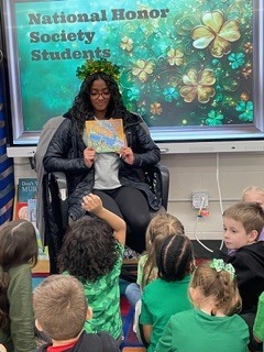 Guest reader in Kdg. Class 6