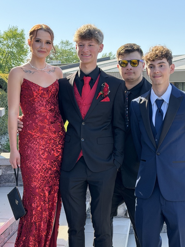 prom 16 
