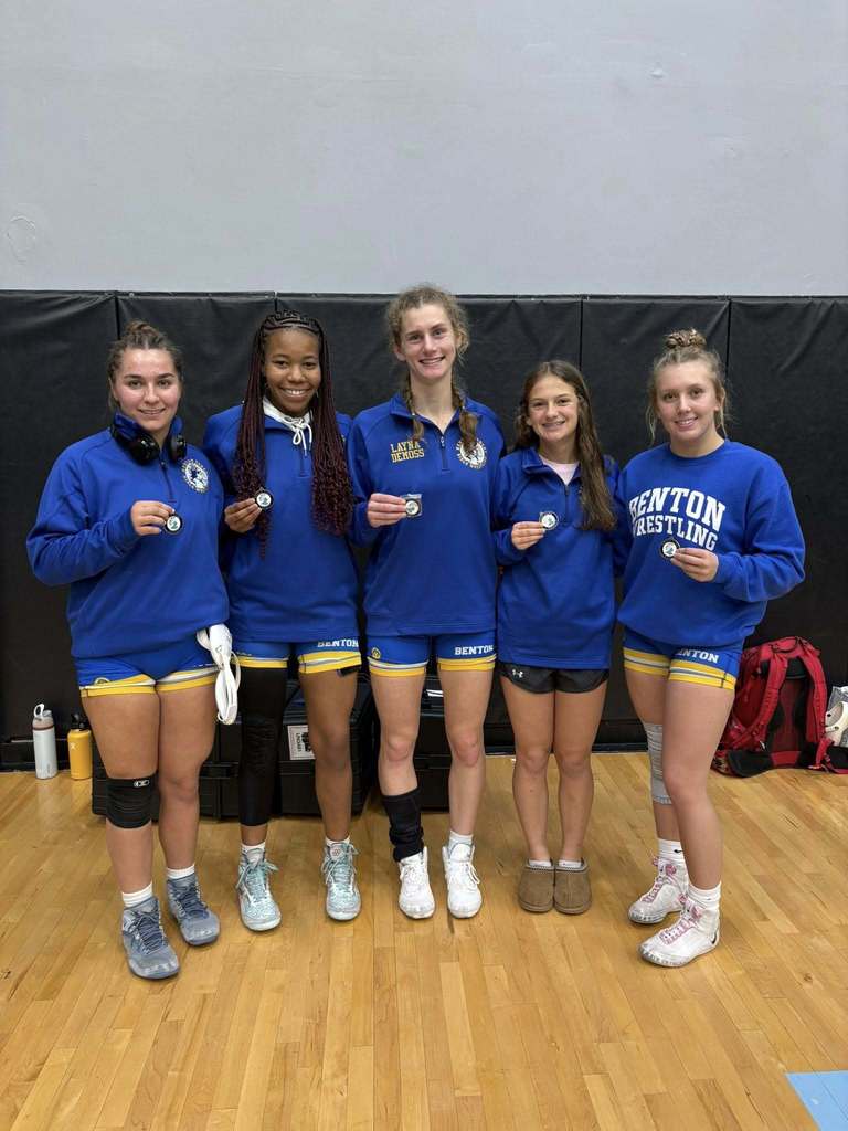 Girls wrestling at South Tama