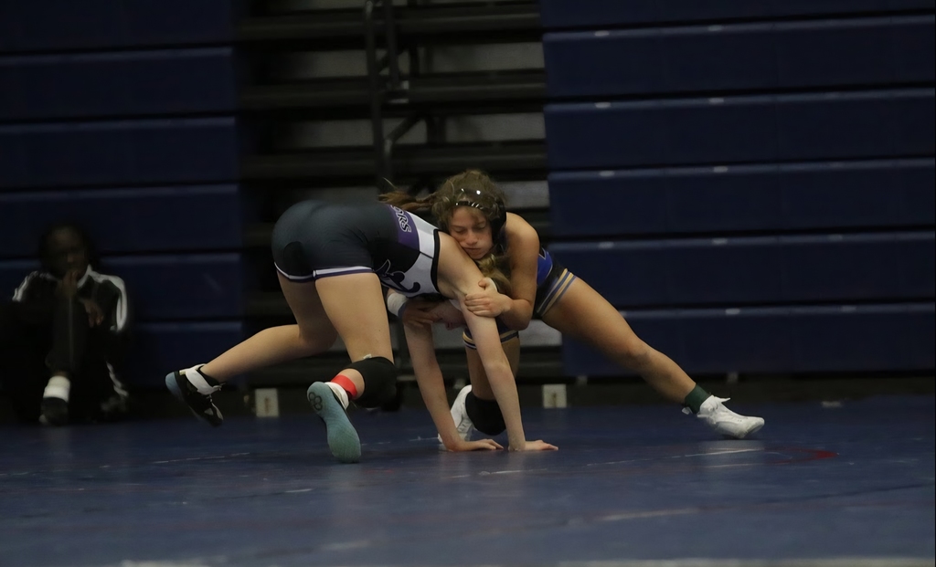 Girls Wrestling at Urbandale