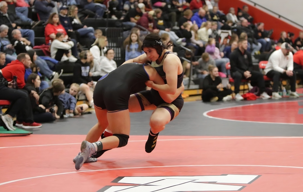 Girls Wrestling at Williamsburg