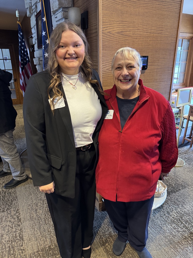 Kayley Dirks DAR Good Citizen Award recipient