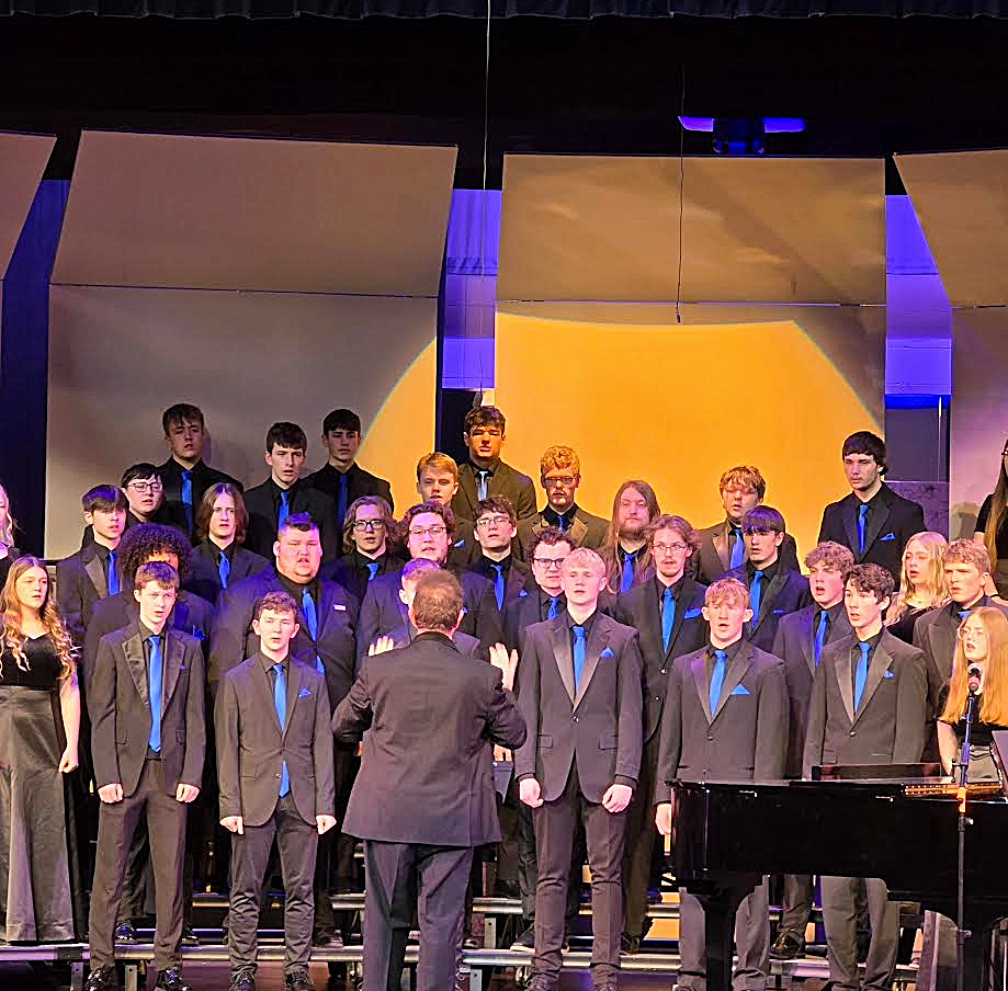 HS Concert Choir