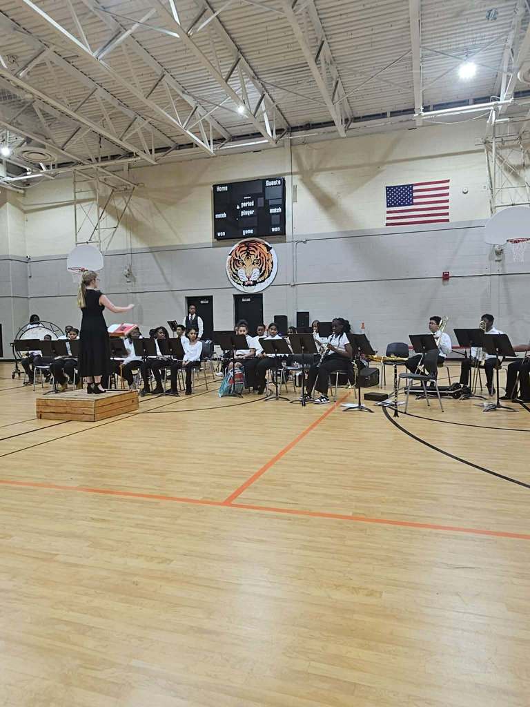 Fair Plain Middle School's Christmas Band Performance!
