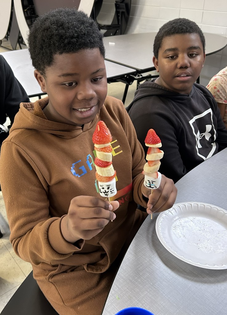 Chef Cory and Director Tabbert created Cat in the Hat Kabobs with students at FPE. 