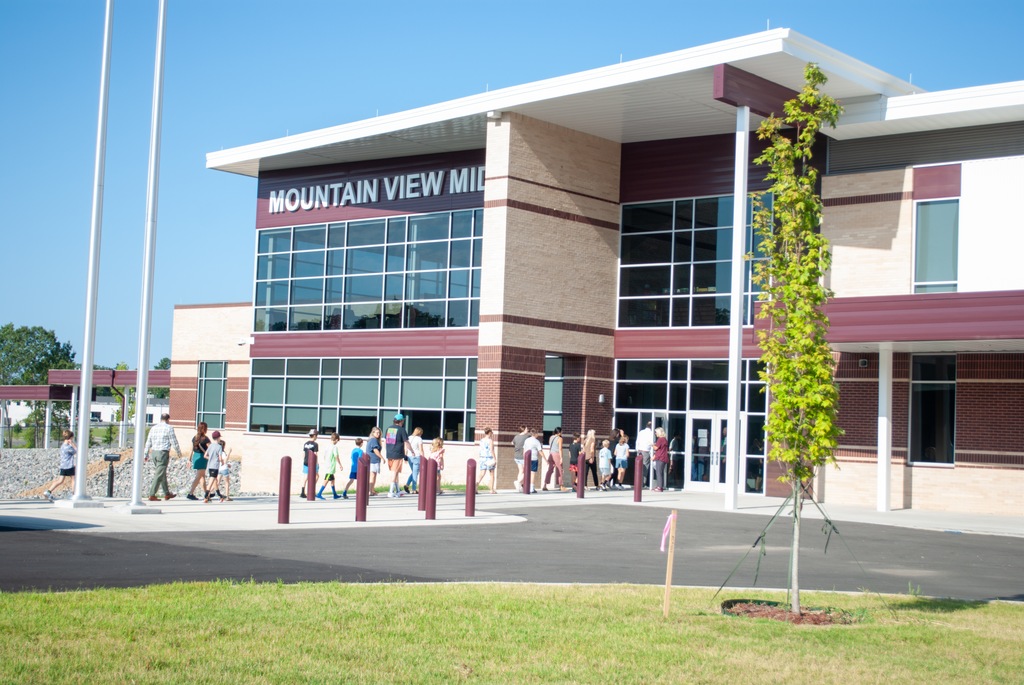 students coming in to pickup schedules