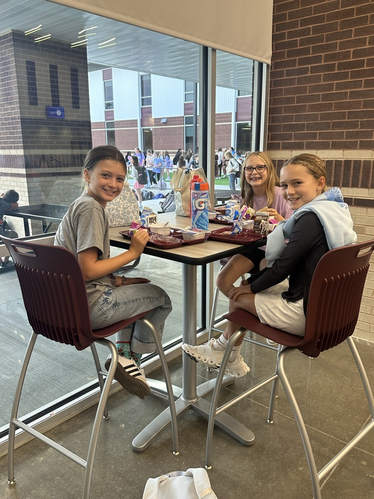 MVMS students