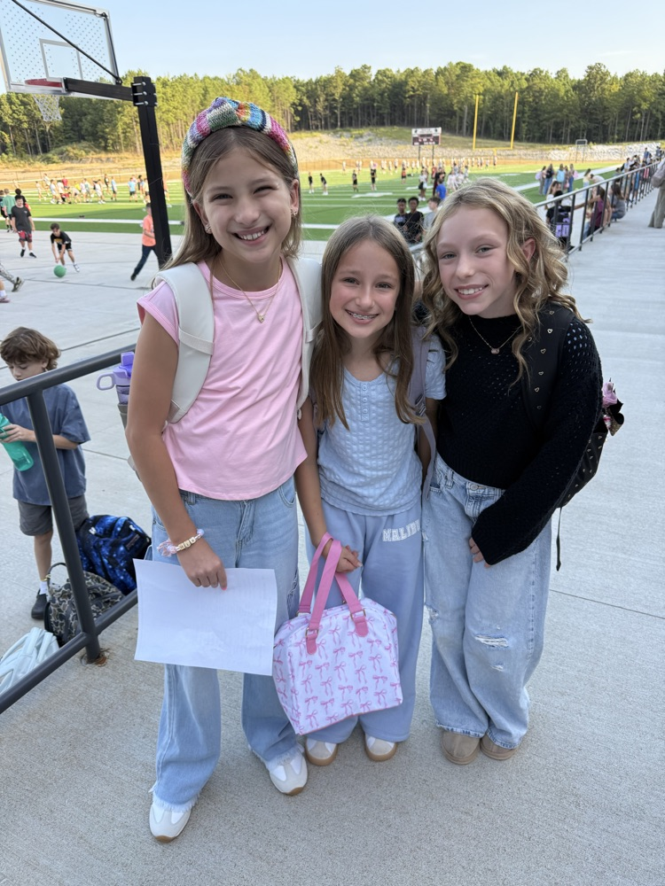 MVMS students
