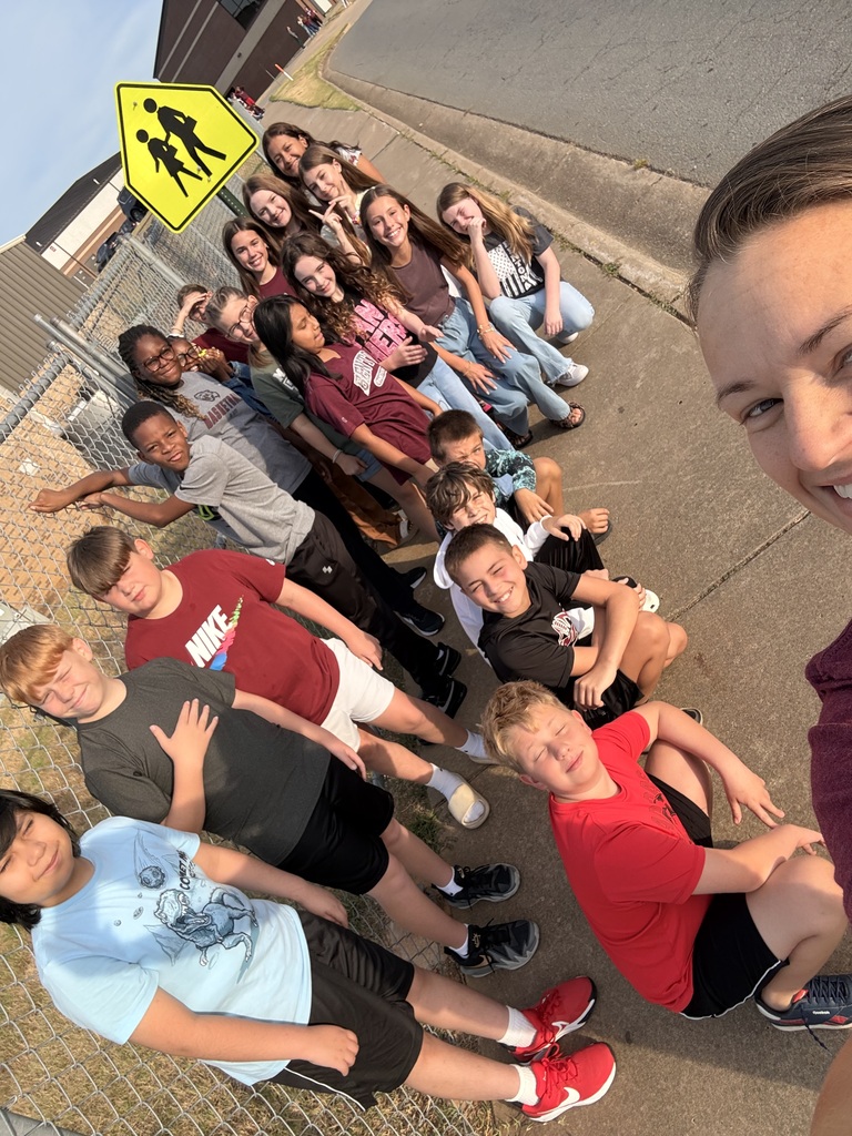 Mrs. A. Smith and her students preparing to watch the Benton senior parade.