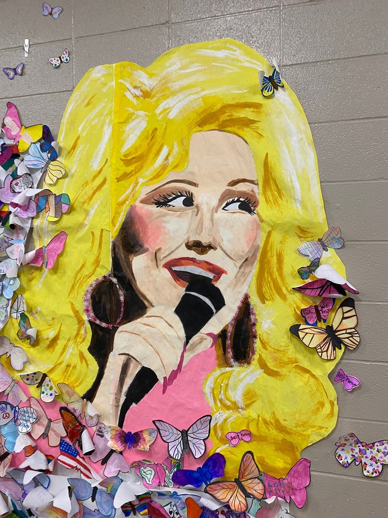 A close up of the painted Dolly Parton for the BMS Memorial