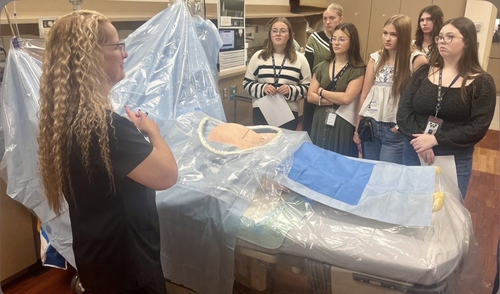  Mrs. Buck’s NWACC Child Growth and Development classes had the opportunity to visit Mercy Hospital’s Labor & Delivery and NICU units this week.