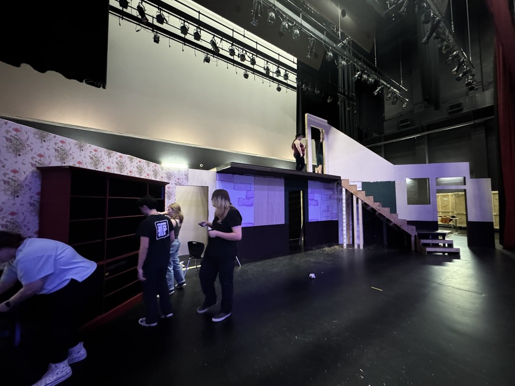 Students work on the set for Arsenic & Old Lace, premiering on Oct. 30.