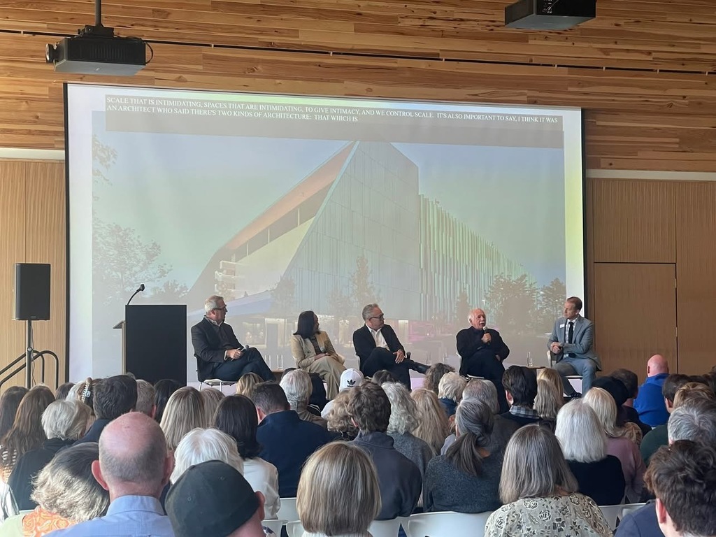 BWHS architecture students listened to a lecture from Moshe Safdie, who designed Crystal Bridges, Heartland Whole Health Institute and the Alice Walton School of Medicine.