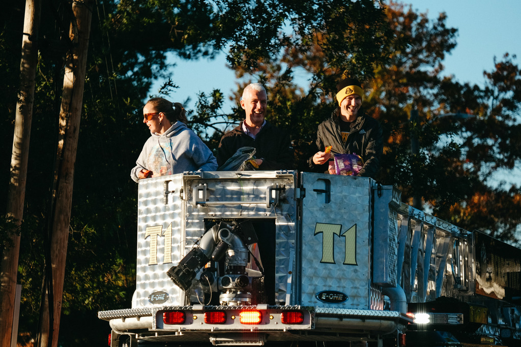 2025 Homecoming Parade