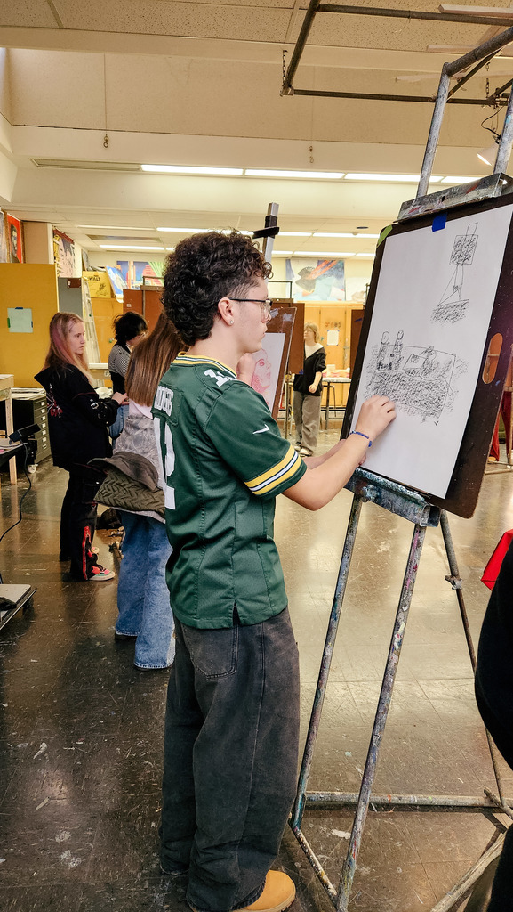 Art 1 and Media Arts Classes participating in the EKU Open Art Studio