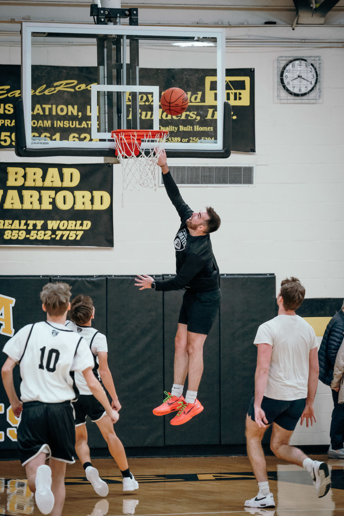 Pirate Panorama Basketball Game