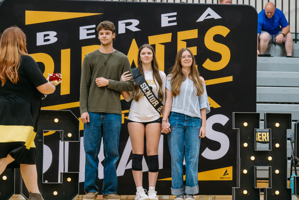 Seniors from the Berea Pirates Volleyball Team Pose for Photos on their Senior Night