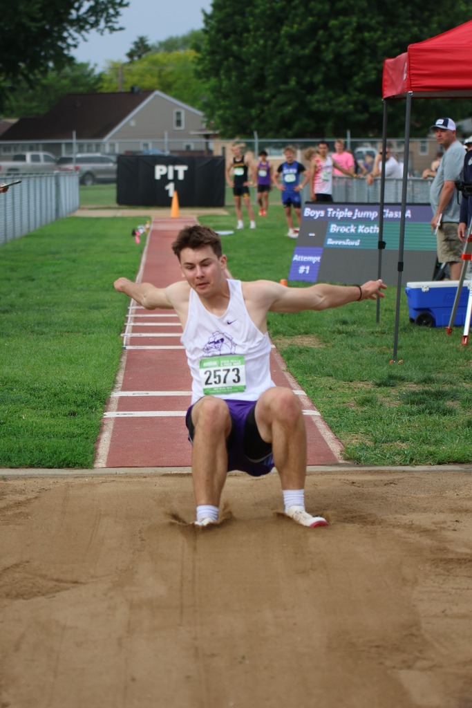 triple jump landing