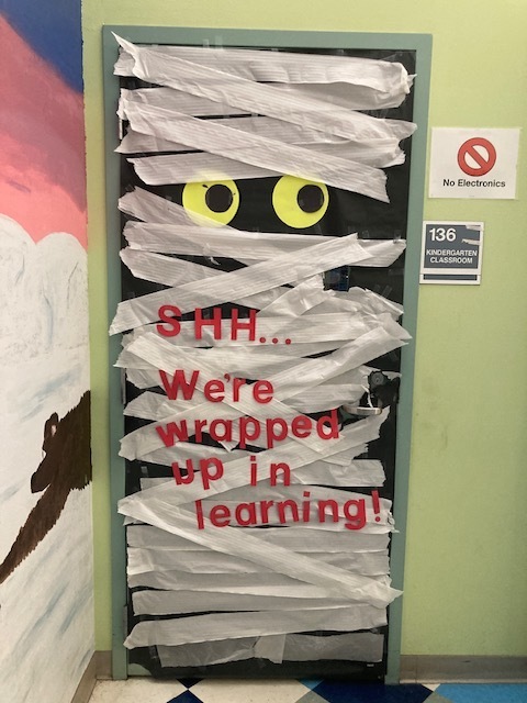 Teller Alaska Door Decorating Contest Halloween 2025 1