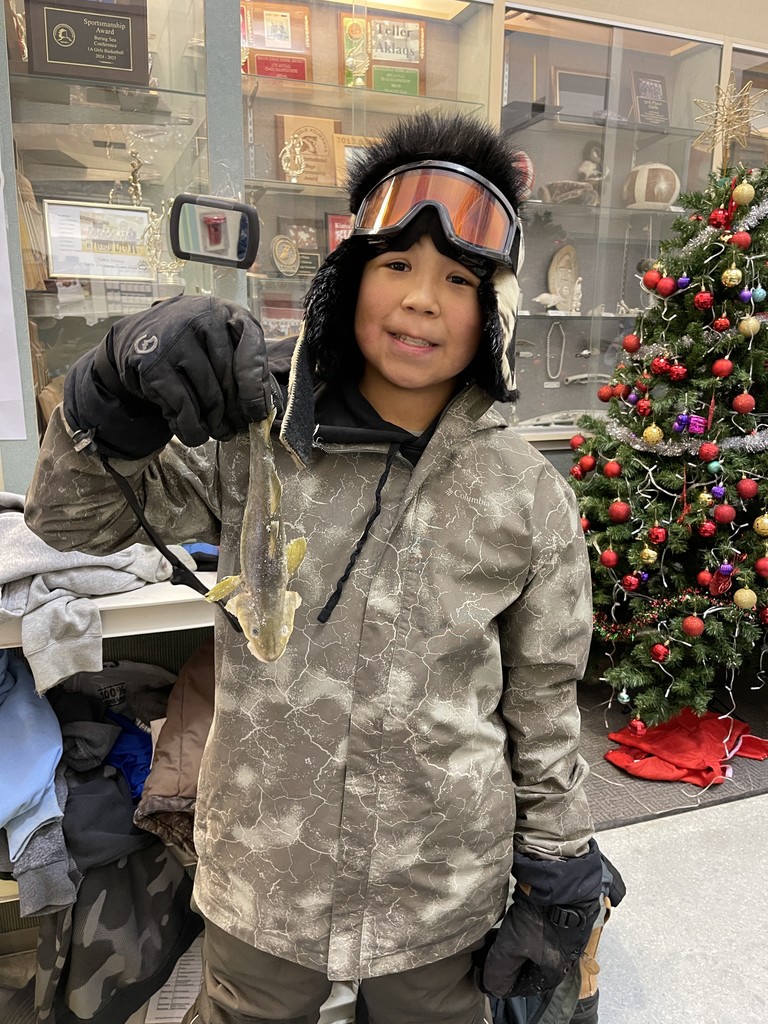 Zen Largest fish winner in 2025 Teller Fishing Derby