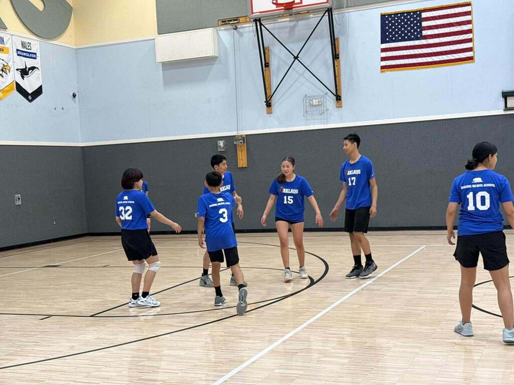 Good job team Aklaqs Teller volleyball