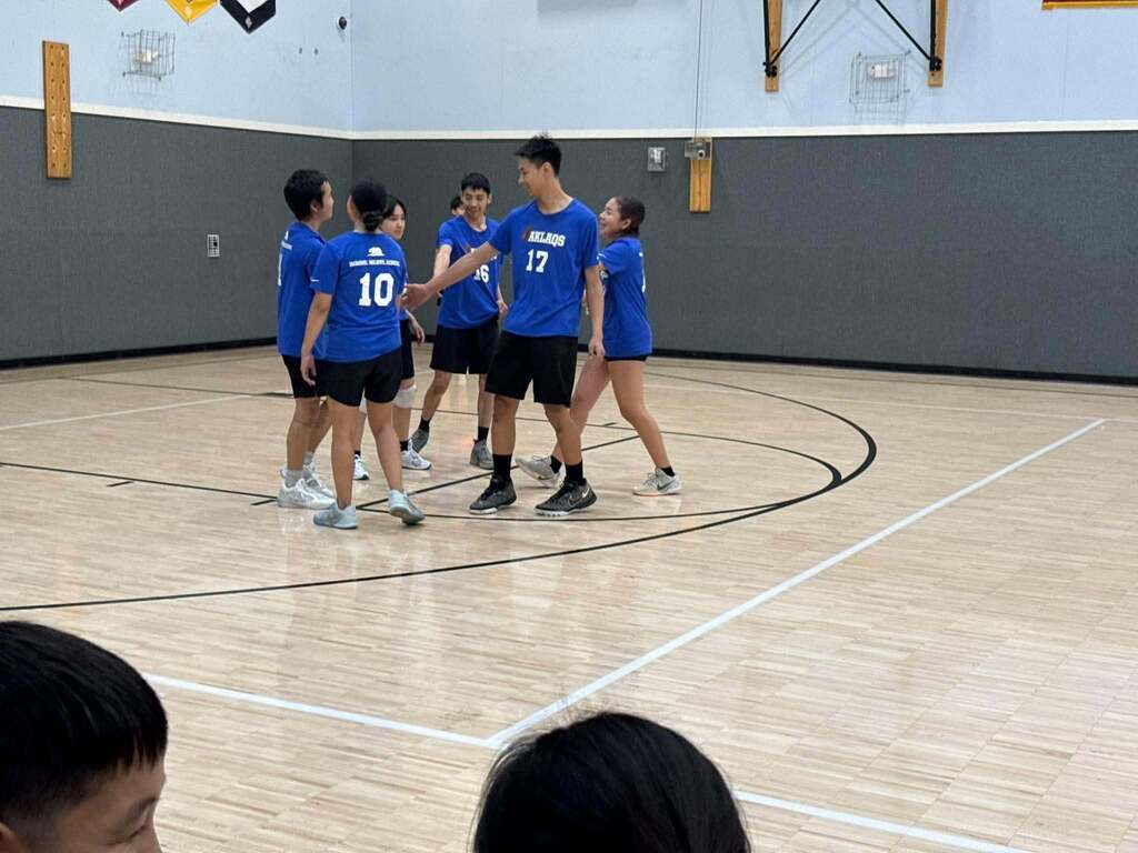 Team huddle Volleyball Teller aklaqs