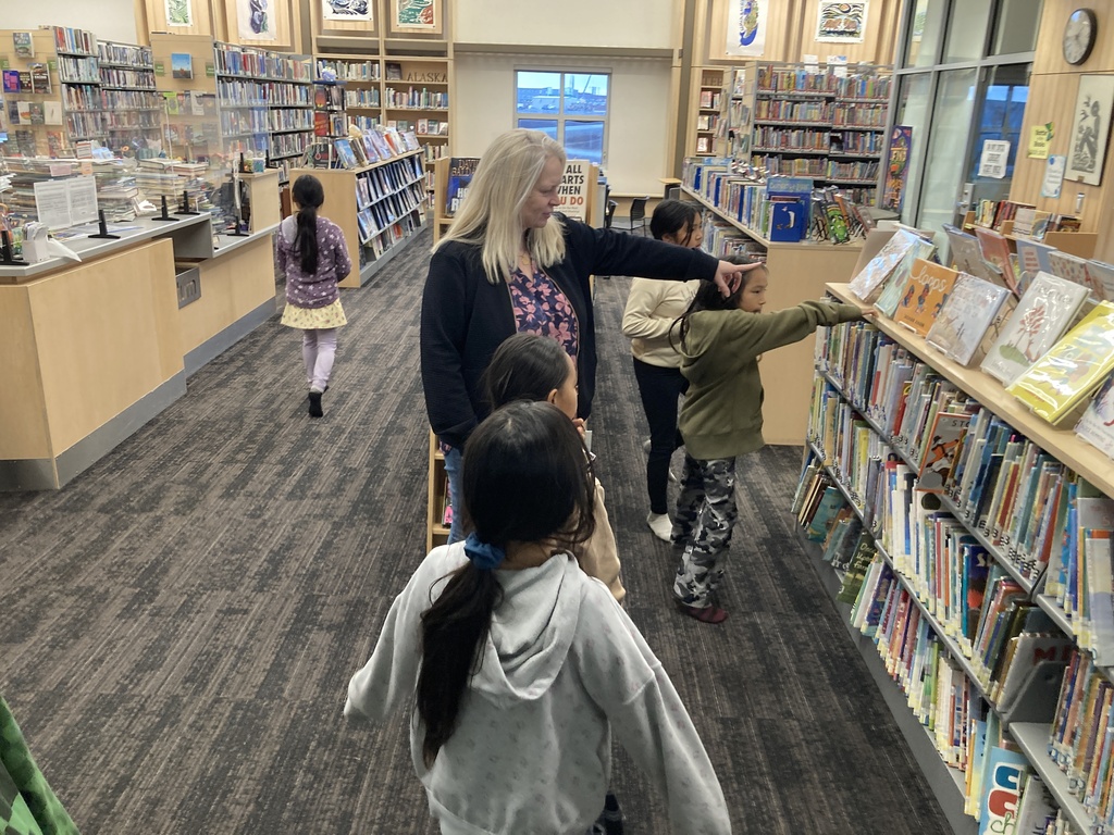 Library tour in Nome