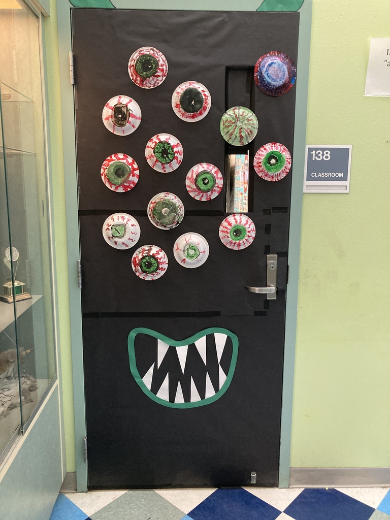 Halloween Door Decorations 7