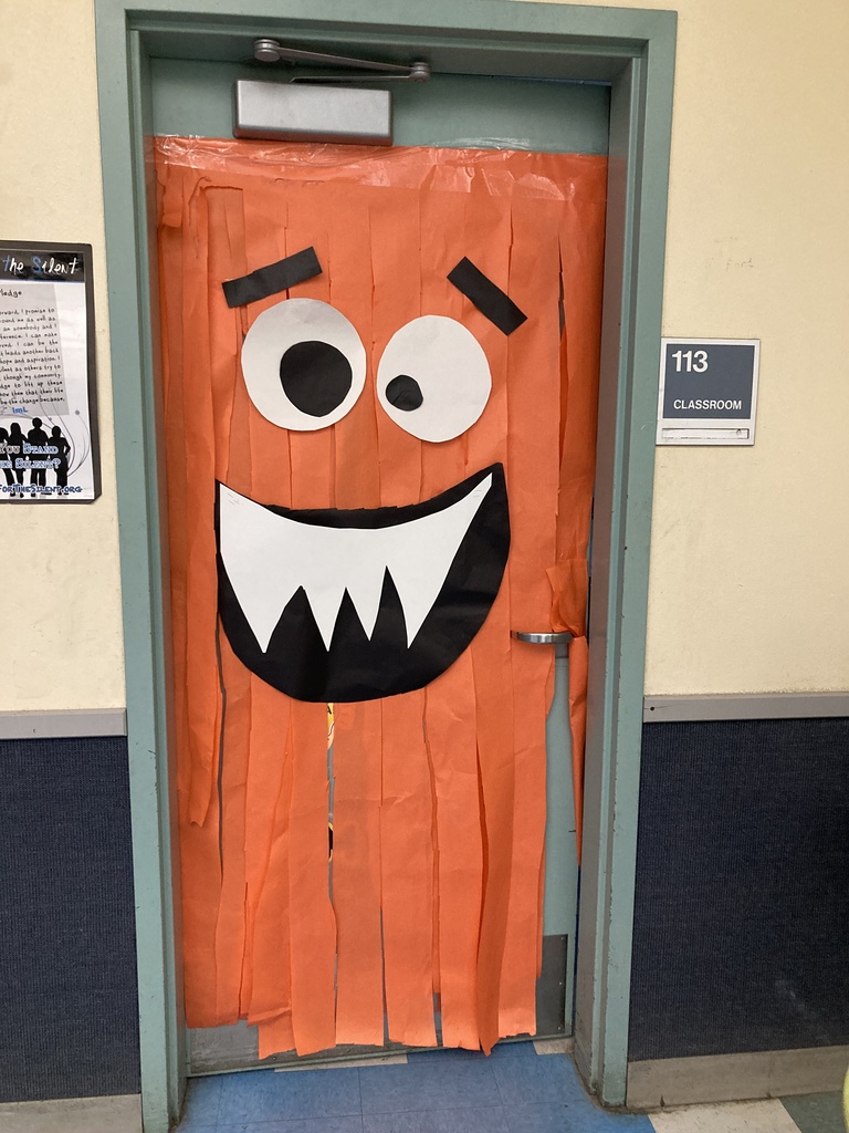 Halloween Door Decorations 4