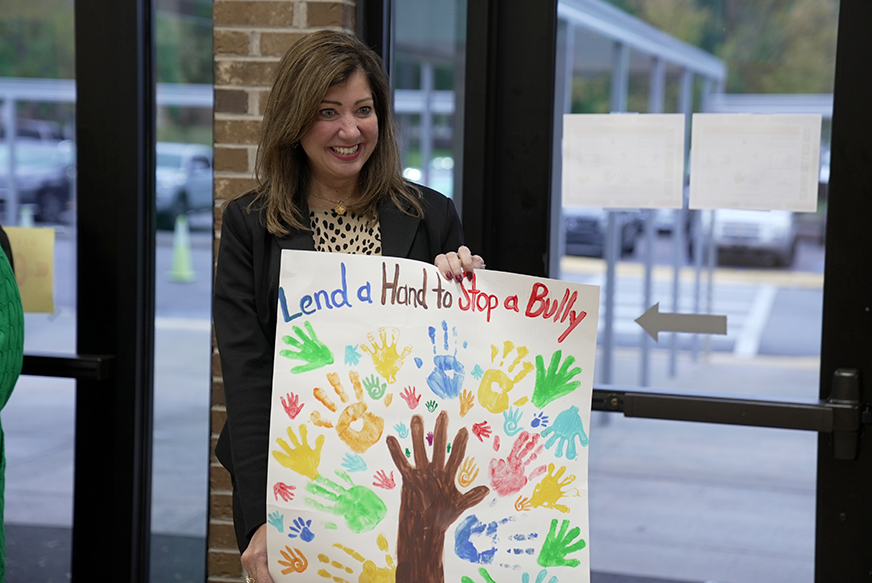 Patricia Hill with winning poster