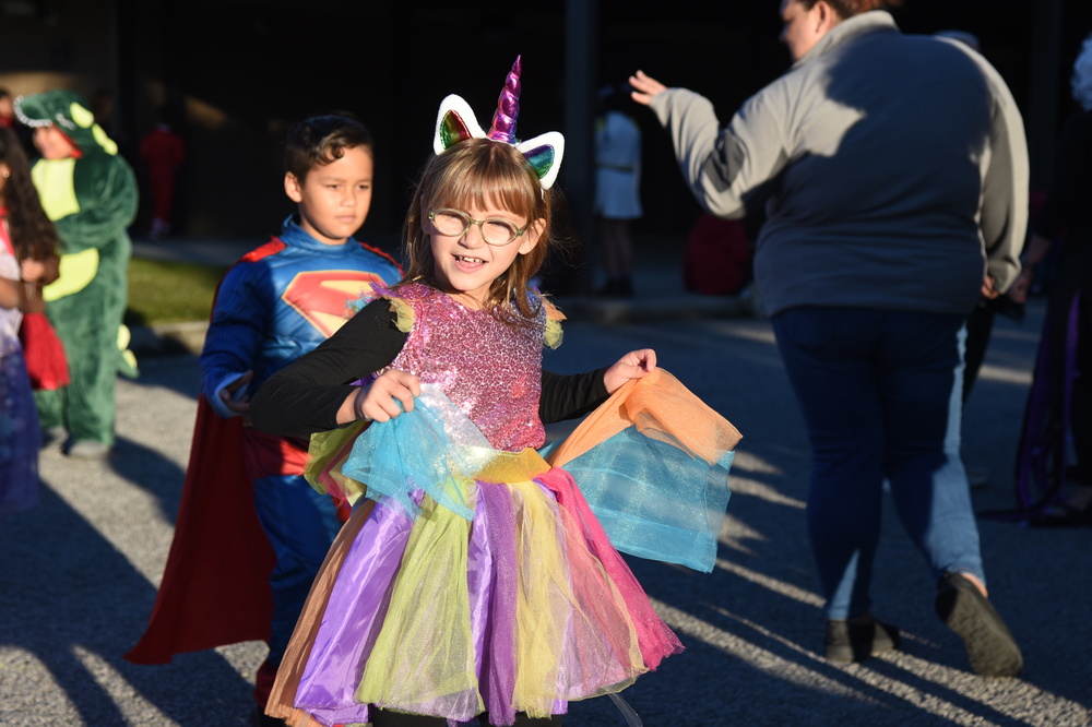 girl in unicorn costume