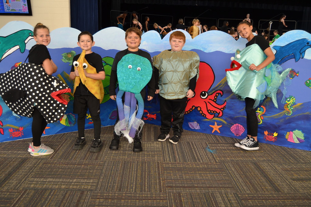 HHA 3rd grade students in costume as sea creatures